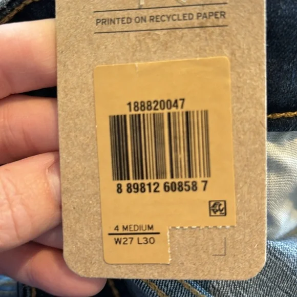 Levi’s High Rise Skinny - Picture 5 of 5